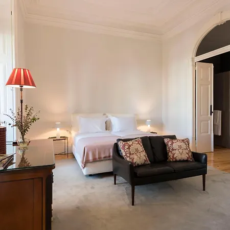 Habitat137 Порту